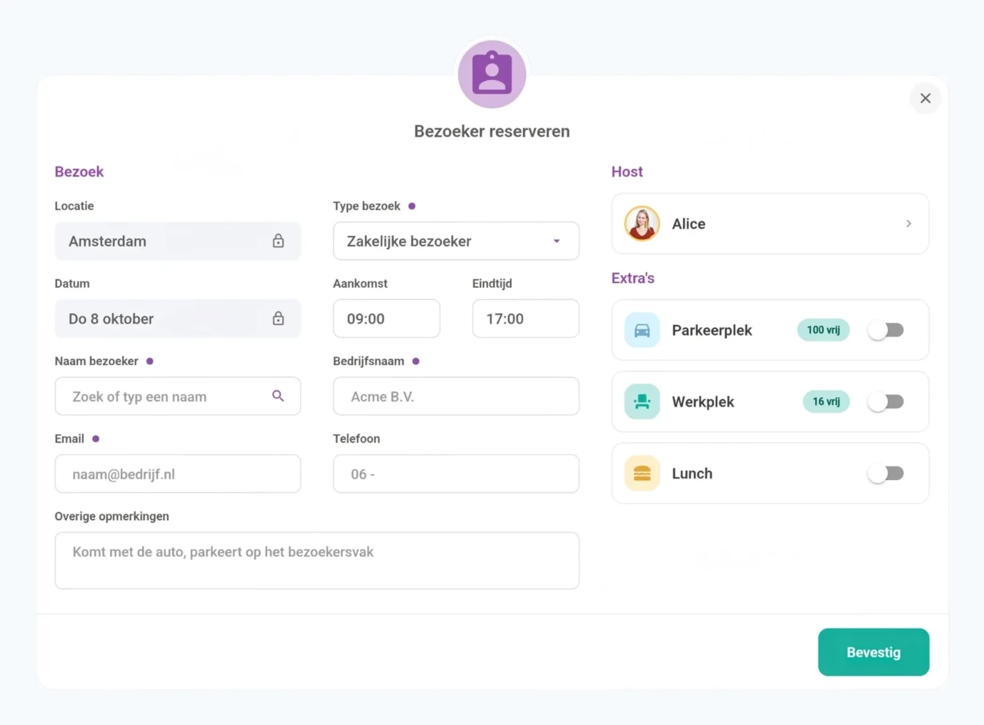 L'écran Réserver un visiteur dans AppjePlekje avec les informations de l'invité, le type de visite, l'heure d'arrivée et une place de parking, un poste de travail et un déjeuner à activer